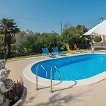 Nati By Interhome Vikendica *