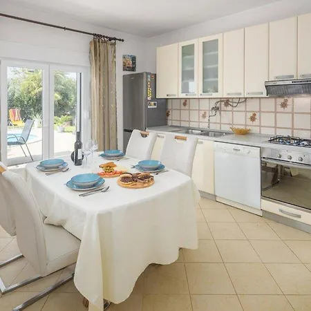 Nati By Interhome